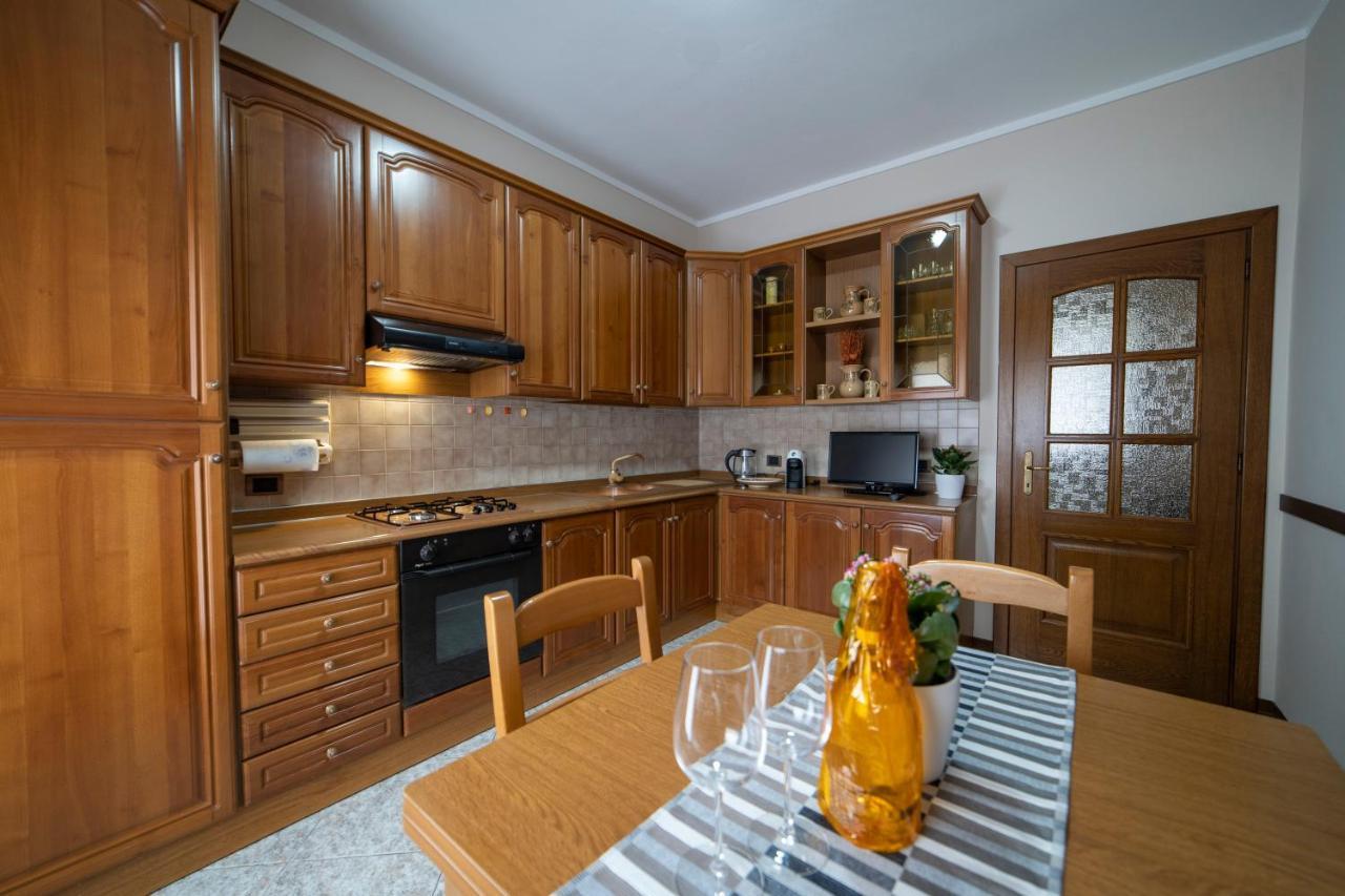 Ferienwohnung La Fontana Fiorita 2 Iseo Exterior foto